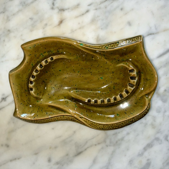 Vintage circa 1970s glazed ceramic ashtray - Picture 4 of 16